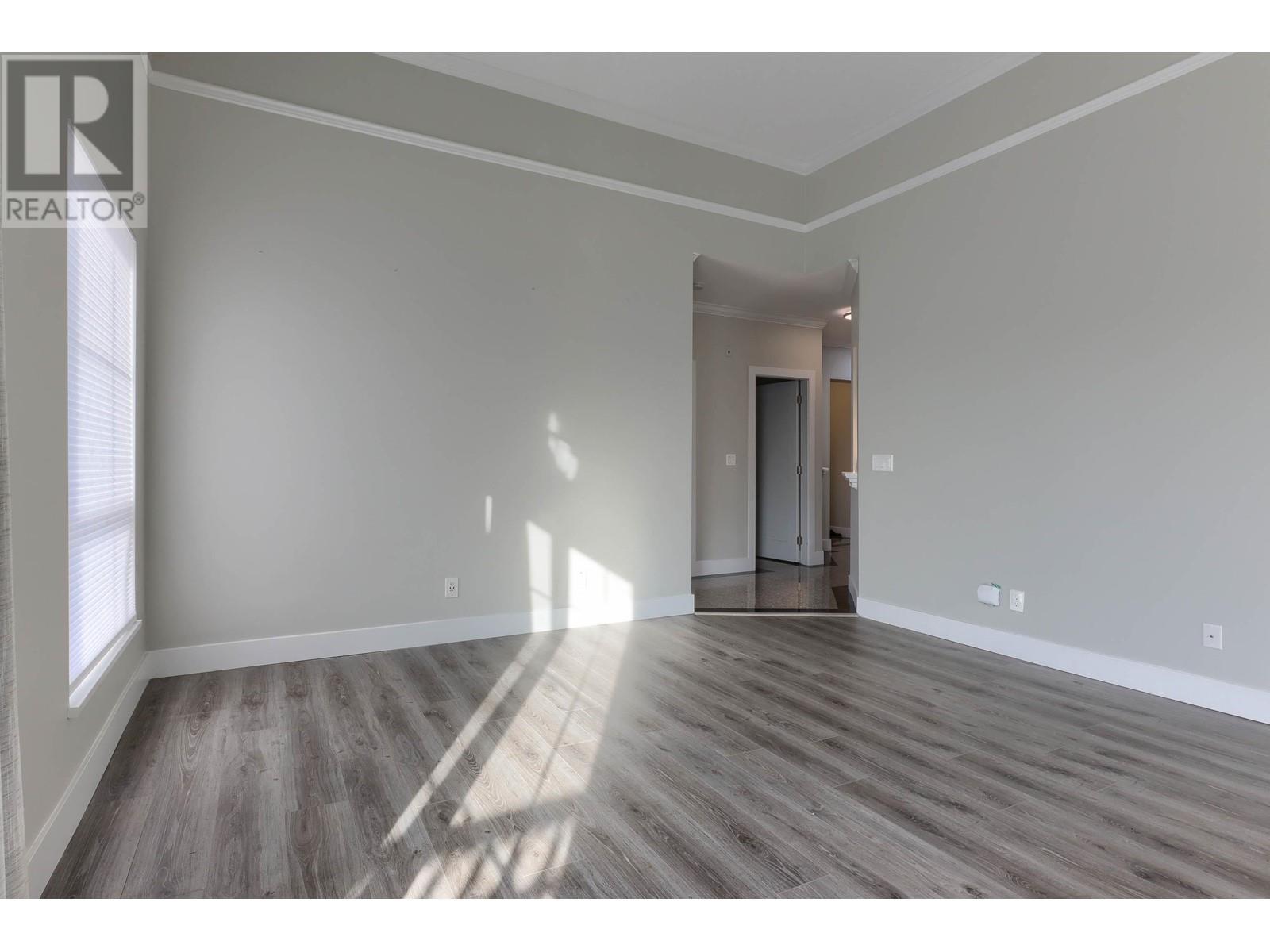 Listing Picture 2 of 26 : 318 8500 GENERAL CURRIE ROAD, Richmond / 烈治文 - 魯藝地產 Yvonne Lu Group - MLS Medallion Club Member