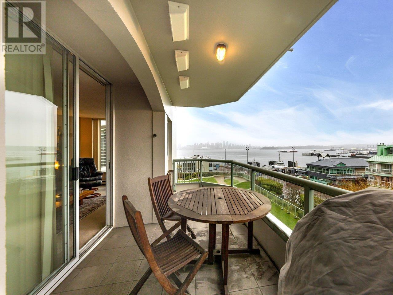 308 168 Chadwick Court, North Vancouver, British Columbia  V7M 3L4 - Photo 17 - R2974918