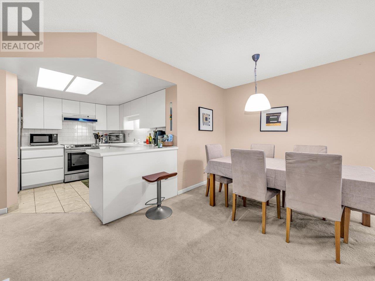 308 168 Chadwick Court, North Vancouver, British Columbia  V7M 3L4 - Photo 9 - R2974918