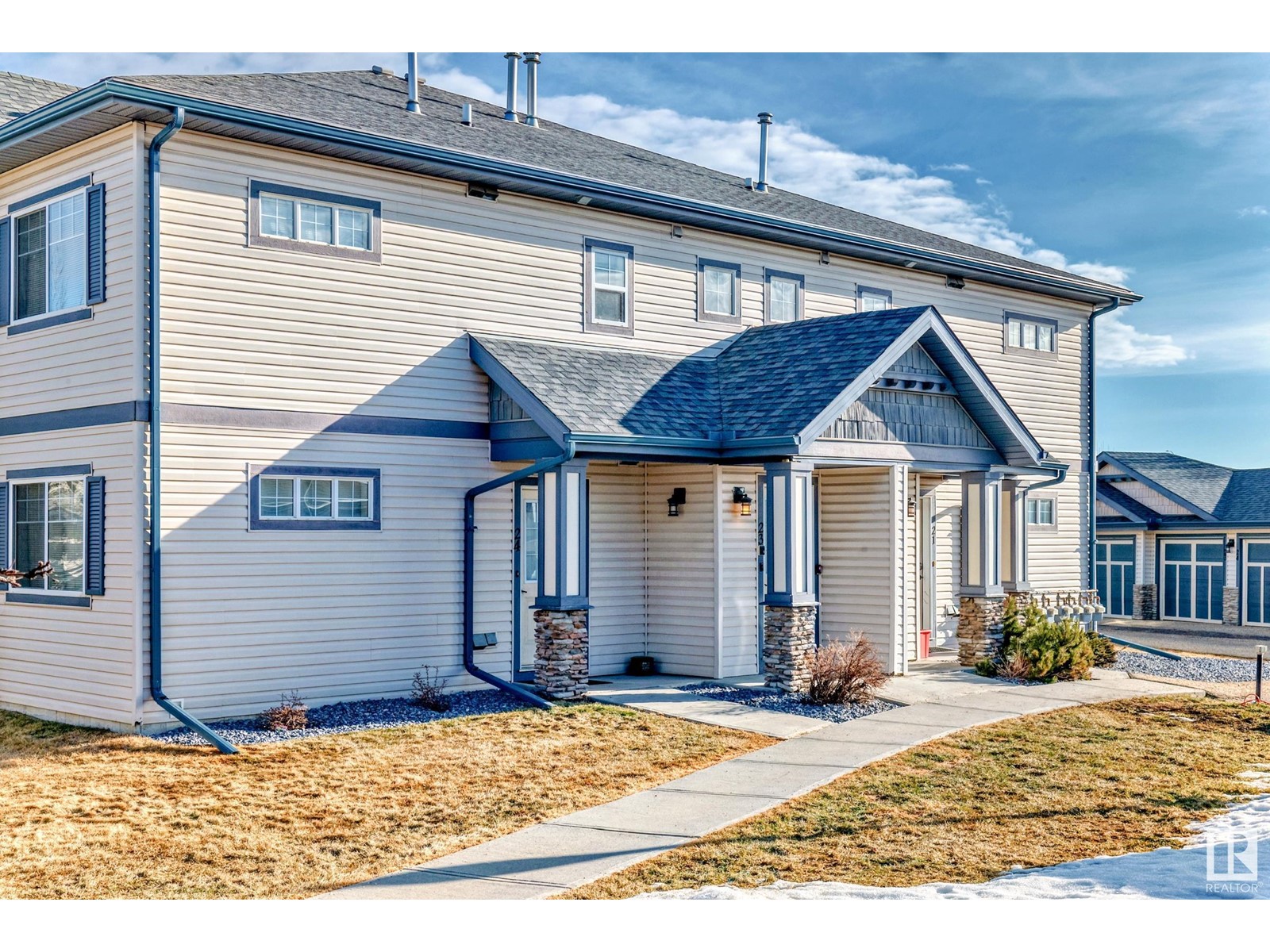 Property at #22 2565 HANNA CR NW image 2