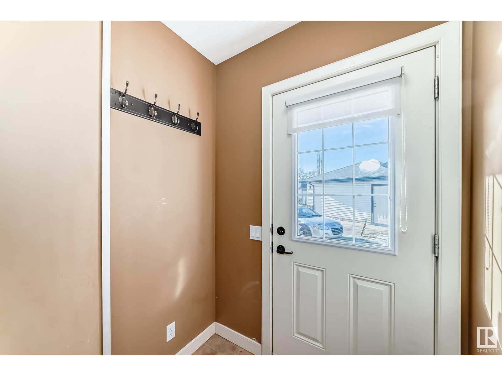 Property at #22 2565 HANNA CR NW image 4