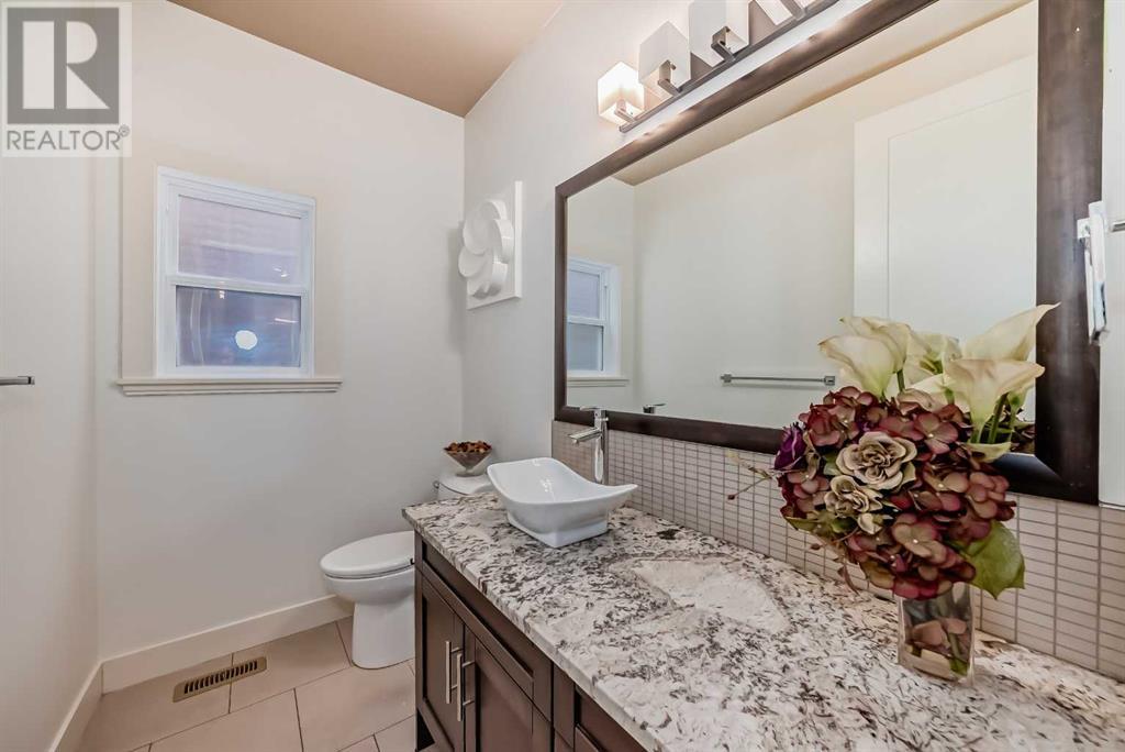 16 Rockcliff Point Nw, Calgary, Alberta  T3G 5Z4 - Photo 25 - A2200032