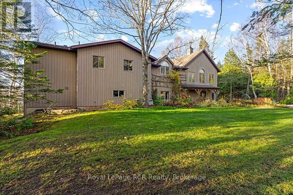 92 Moore Street, Northern Bruce Peninsula, Ontario  N0H 1W0 - Photo 38 - X12009331