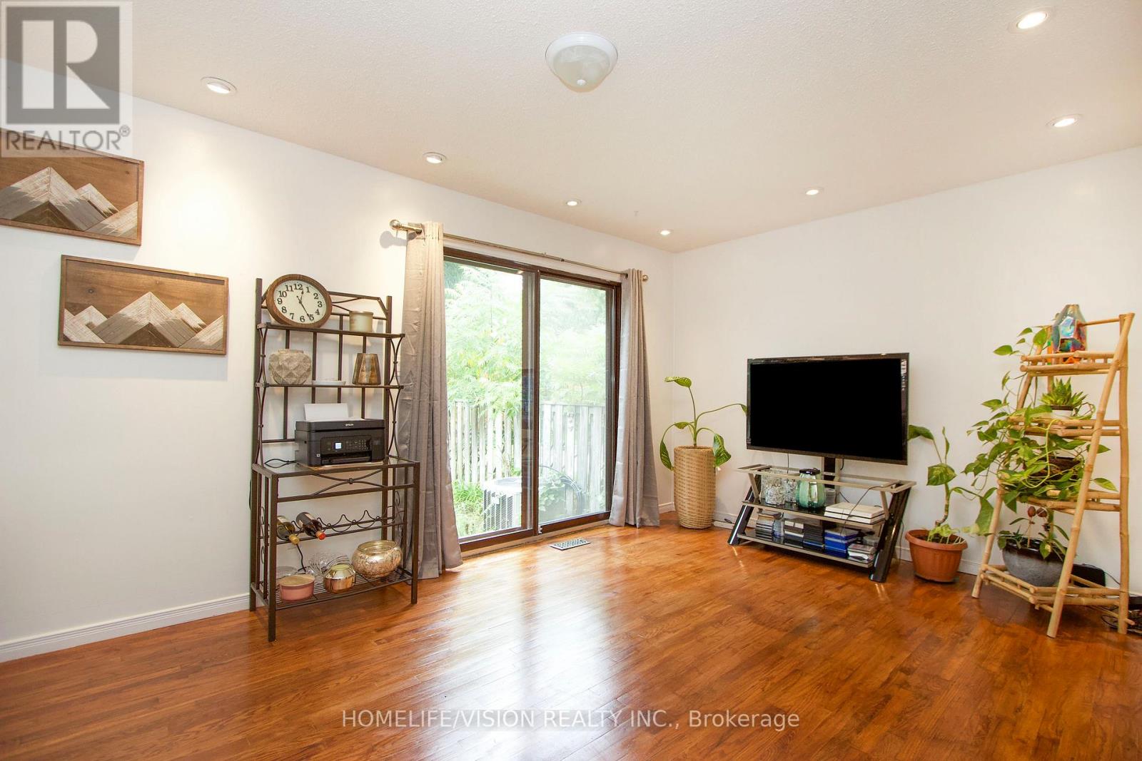 W12 - 220 Ormond Drive, Oshawa, Ontario  L1G 6T5 - Photo 10 - E12009342