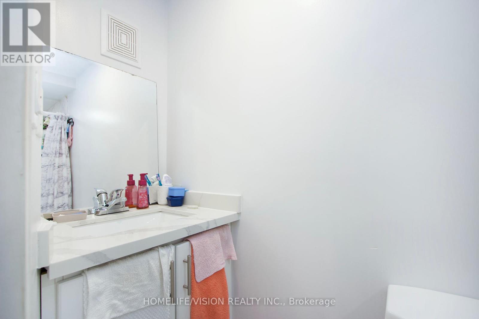 W12 - 220 Ormond Drive, Oshawa, Ontario  L1G 6T5 - Photo 20 - E12009342