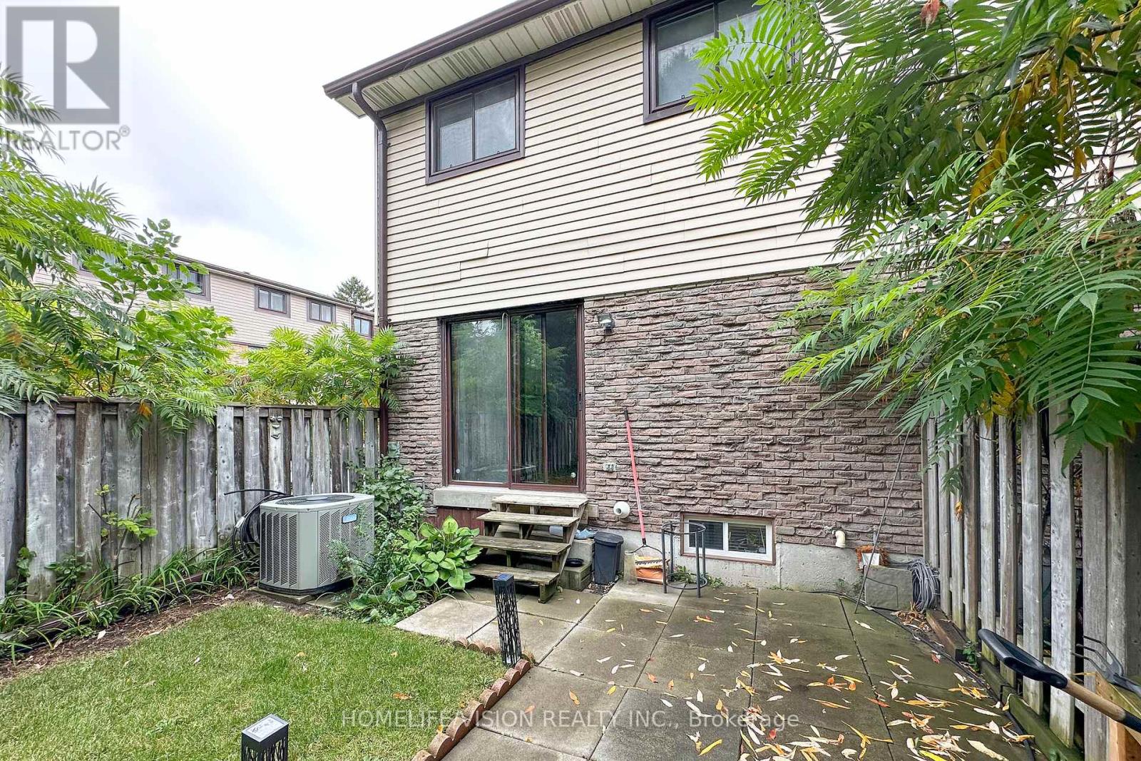 W12 - 220 Ormond Drive, Oshawa, Ontario  L1G 6T5 - Photo 25 - E12009342