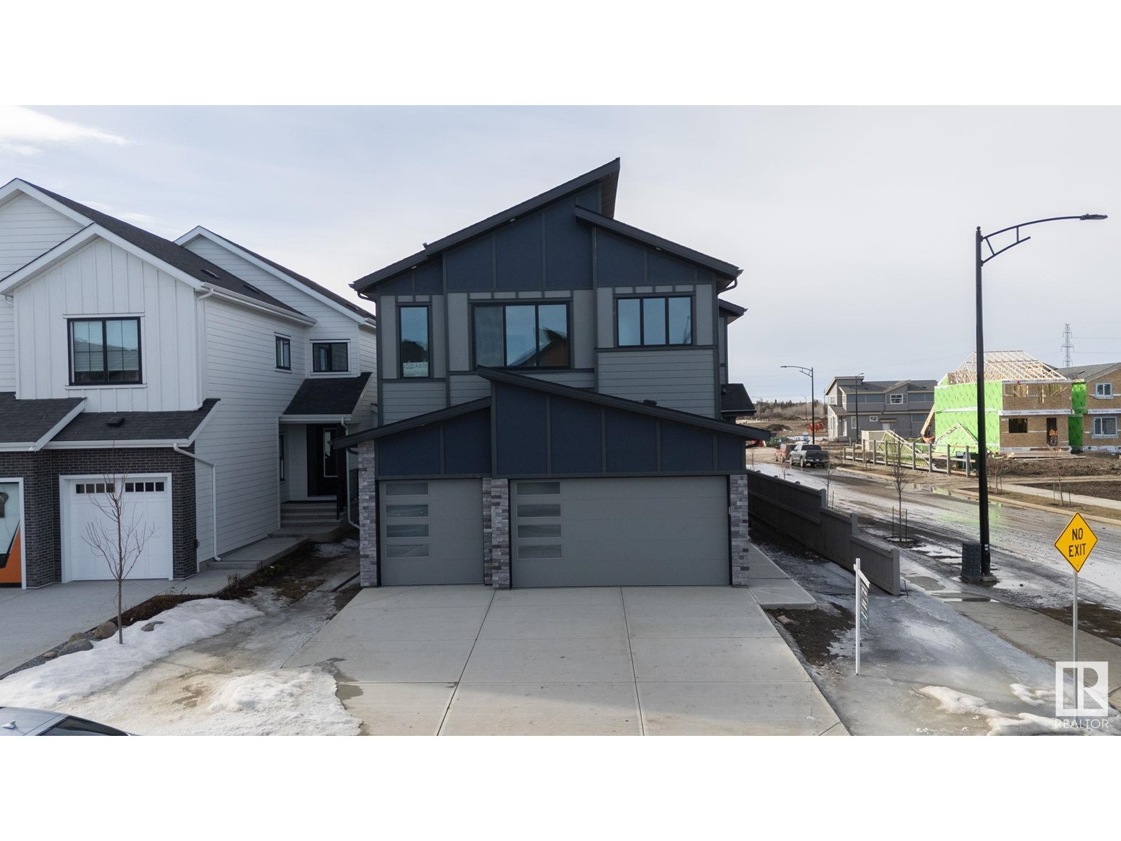 17128 2 St Nw, Edmonton, Alberta  T5Y 4G5 - Photo 2 - E4424624