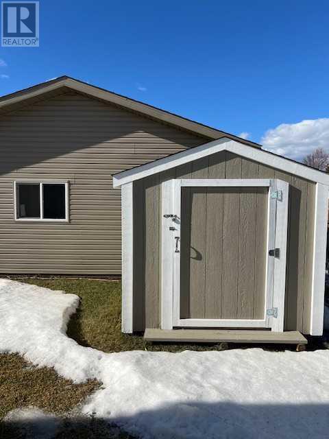 Property at 3645 55 Avenue image 5