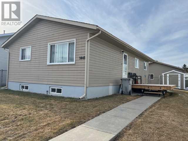 Property at 3645 55 Avenue image 1