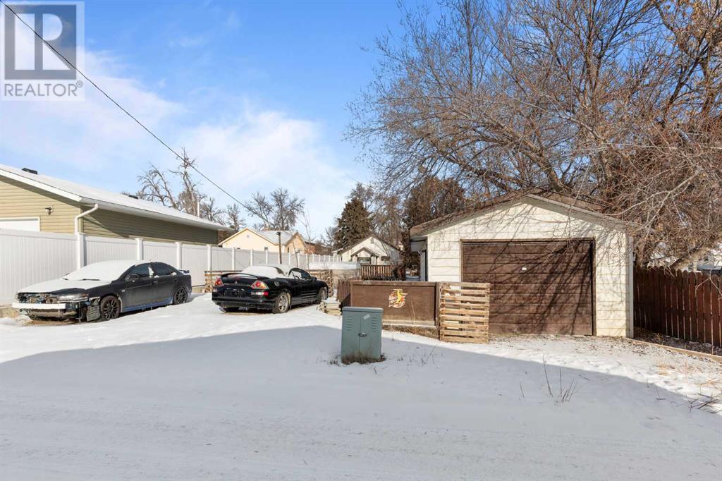 1069 Dominion Street Se, Medicine Hat, Alberta  T1A 1A1 - Photo 38 - A2187952