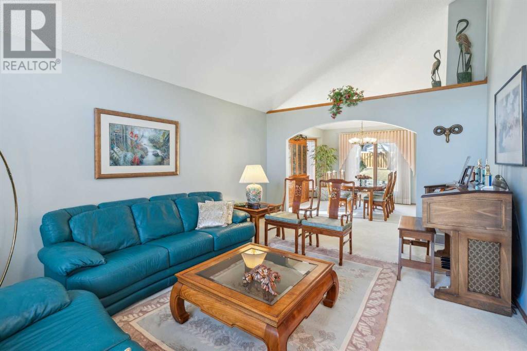 118 Sirocco Place Sw, Calgary, Alberta  T3H 2N4 - Photo 8 - A2192608