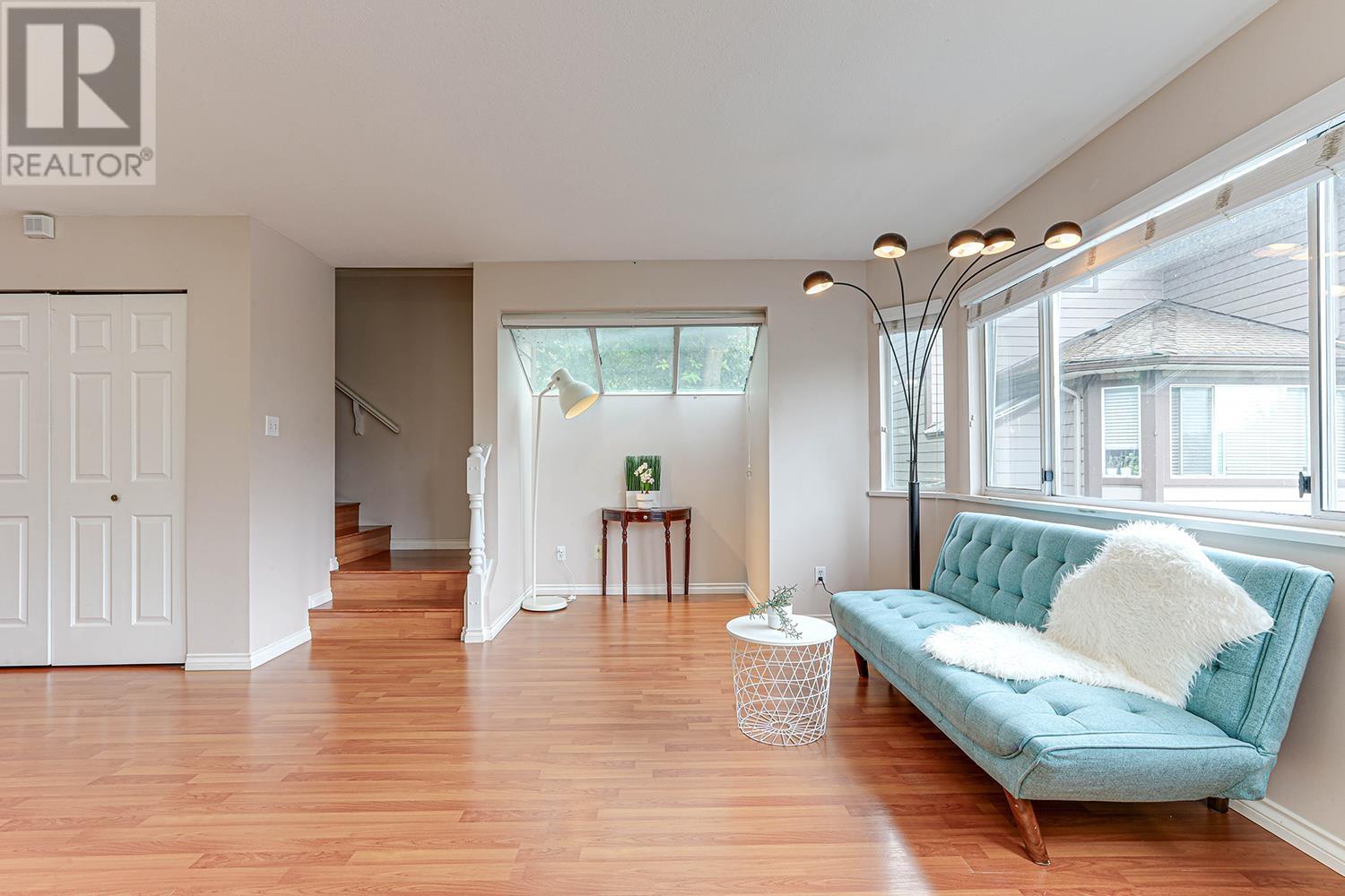 Listing Picture 11 of 40 : 49 5380 SMITH DRIVE, Richmond / 烈治文 - 魯藝地產 Yvonne Lu Group - MLS Medallion Club Member