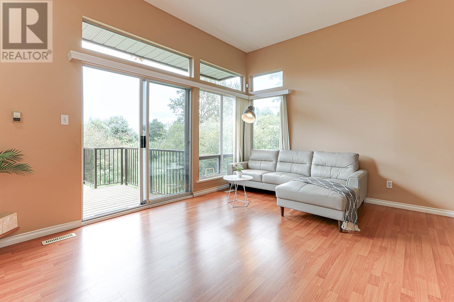 Listing Picture 7 of 40 : 49 5380 SMITH DRIVE, Richmond / 烈治文 - 魯藝地產 Yvonne Lu Group - MLS Medallion Club Member