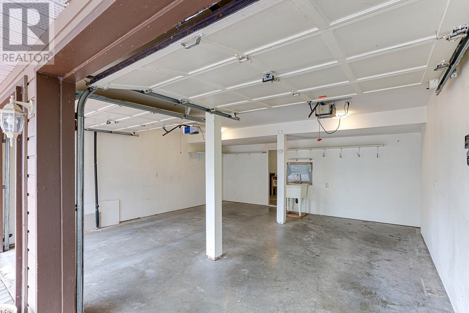 Listing Picture 37 of 40 : 49 5380 SMITH DRIVE, Richmond / 烈治文 - 魯藝地產 Yvonne Lu Group - MLS Medallion Club Member