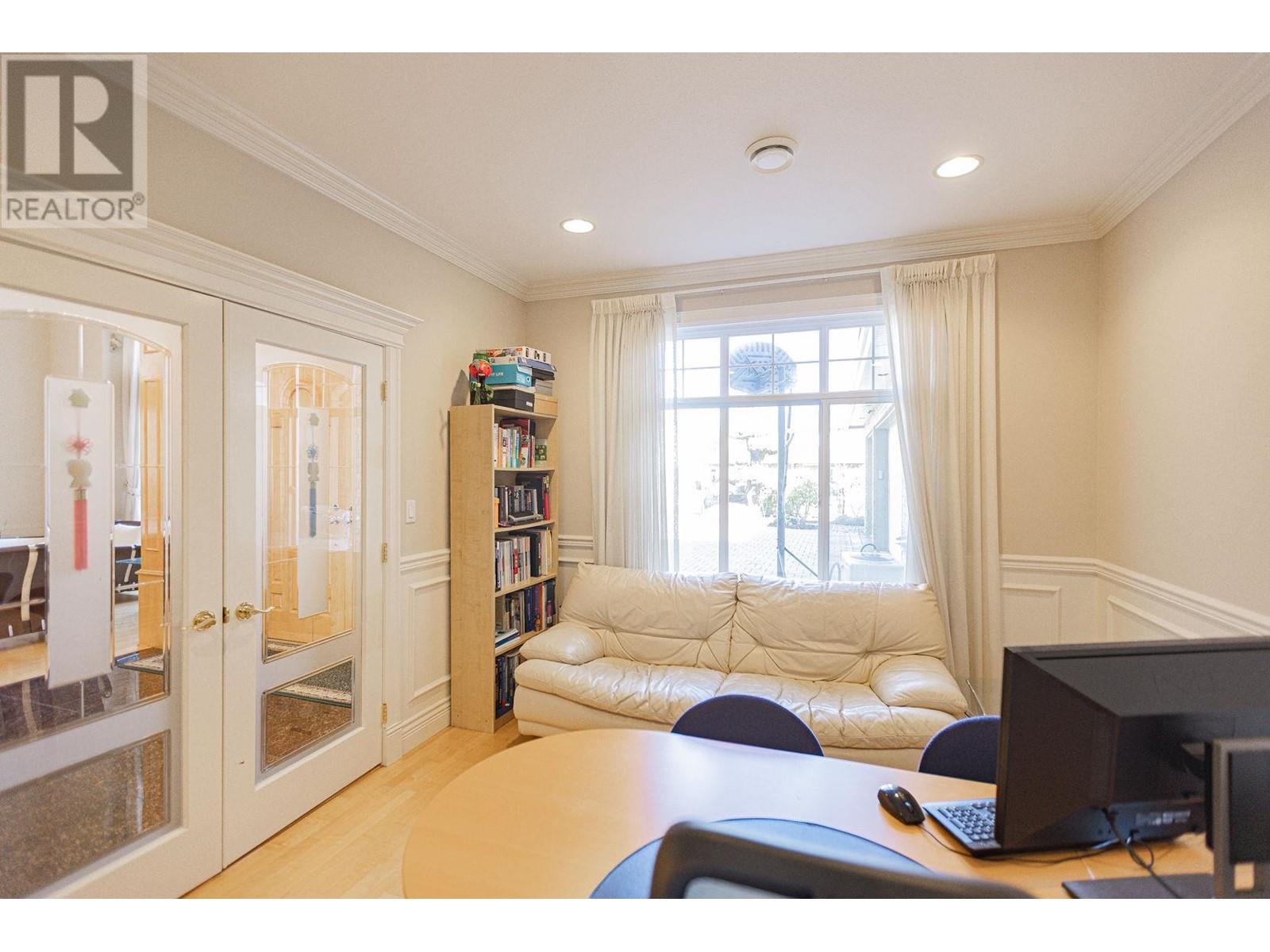 Listing Picture 10 of 31 : 7560 BROADMOOR BOULEVARD, Richmond / 烈治文 - 魯藝地產 Yvonne Lu Group - MLS Medallion Club Member