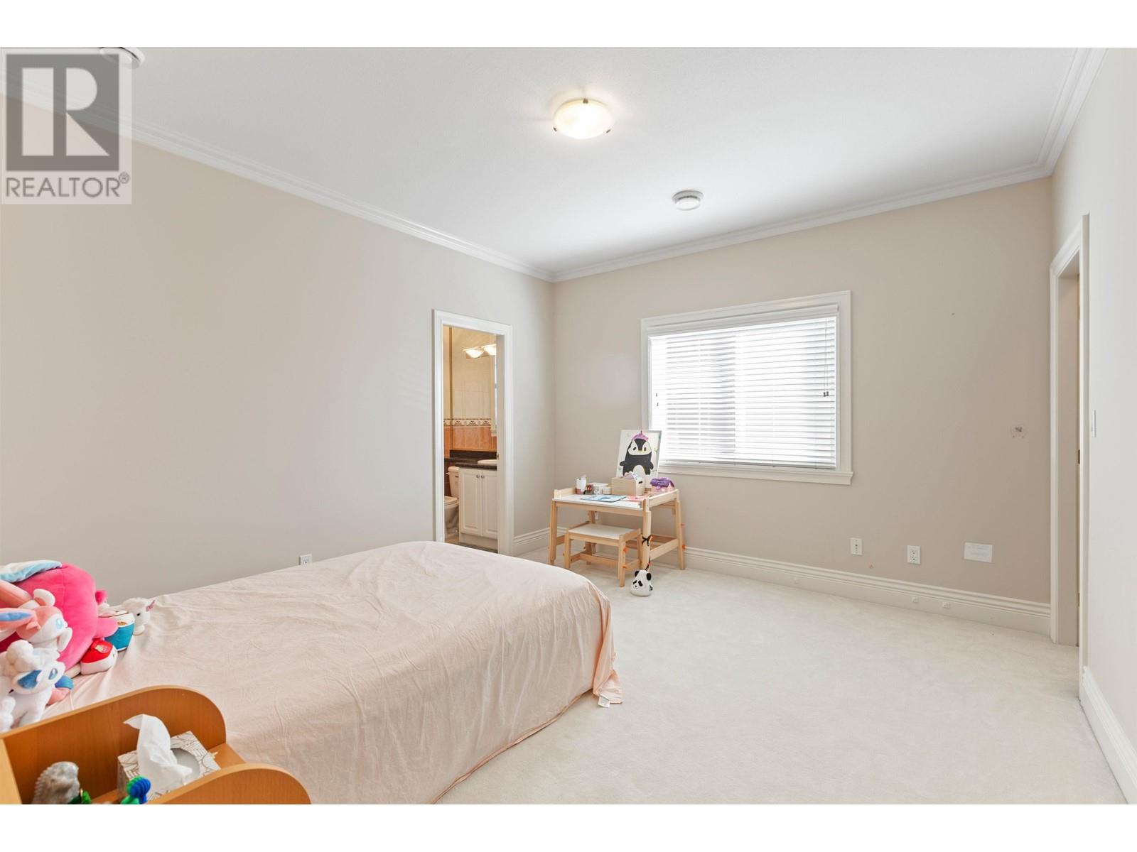 Listing Picture 23 of 31 : 7560 BROADMOOR BOULEVARD, Richmond / 烈治文 - 魯藝地產 Yvonne Lu Group - MLS Medallion Club Member