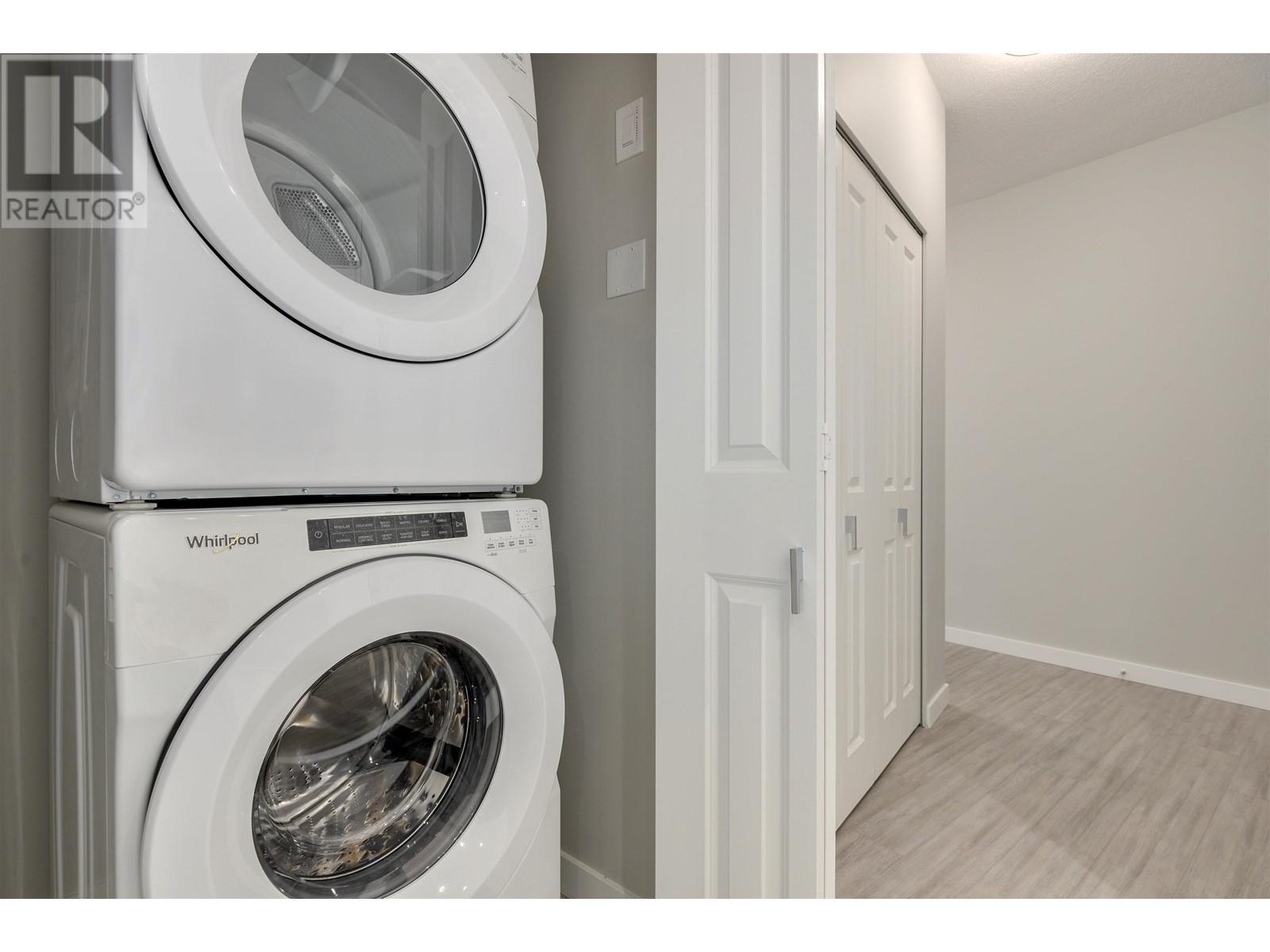 Listing Picture 12 of 18 : 401 3198 RIVERWALK AVENUE, Vancouver / 溫哥華 - 魯藝地產 Yvonne Lu Group - MLS Medallion Club Member