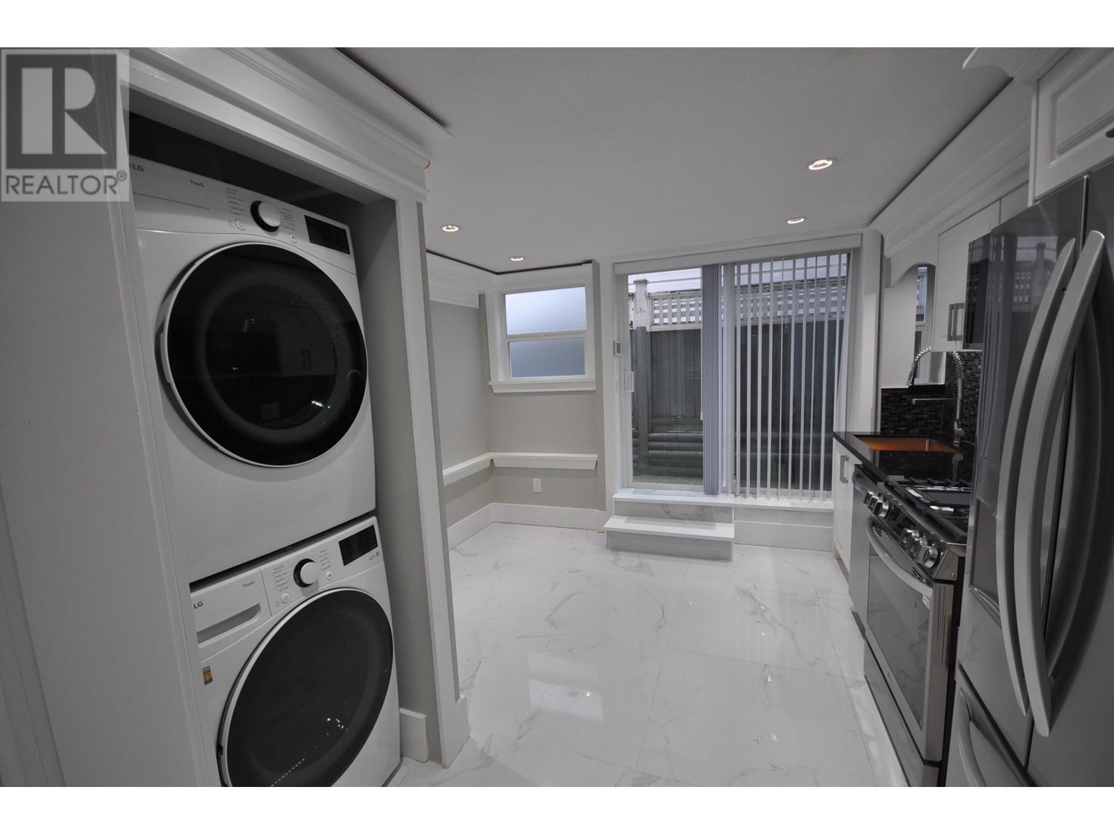 7828 Prince Albert Street, Vancouver, British Columbia  V5X 3Z7 - Photo 2 - R2974873