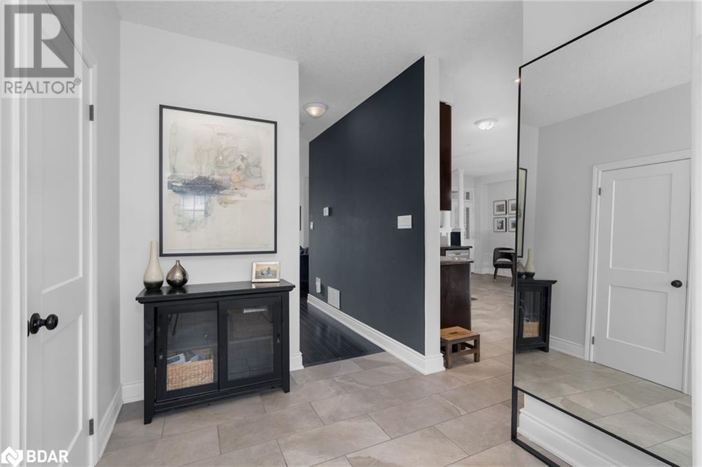61 Sovereign's Gate, Barrie, Ontario  L4N 0Y9 - Photo 3 - 40694512
