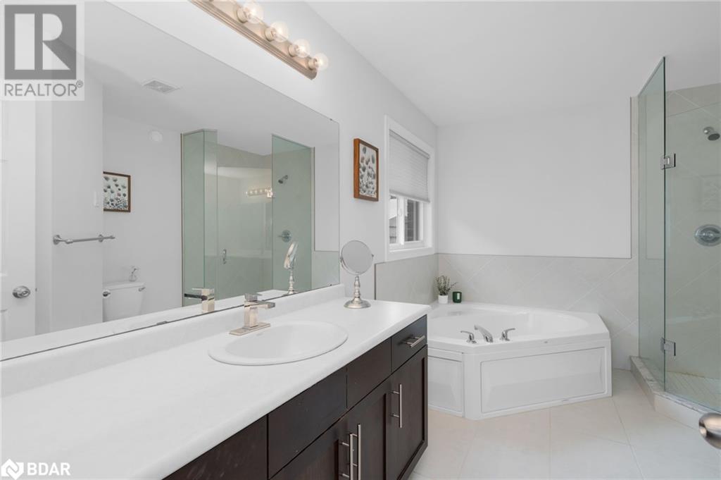 61 Sovereign's Gate, Barrie, Ontario  L4N 0Y9 - Photo 16 - 40694512