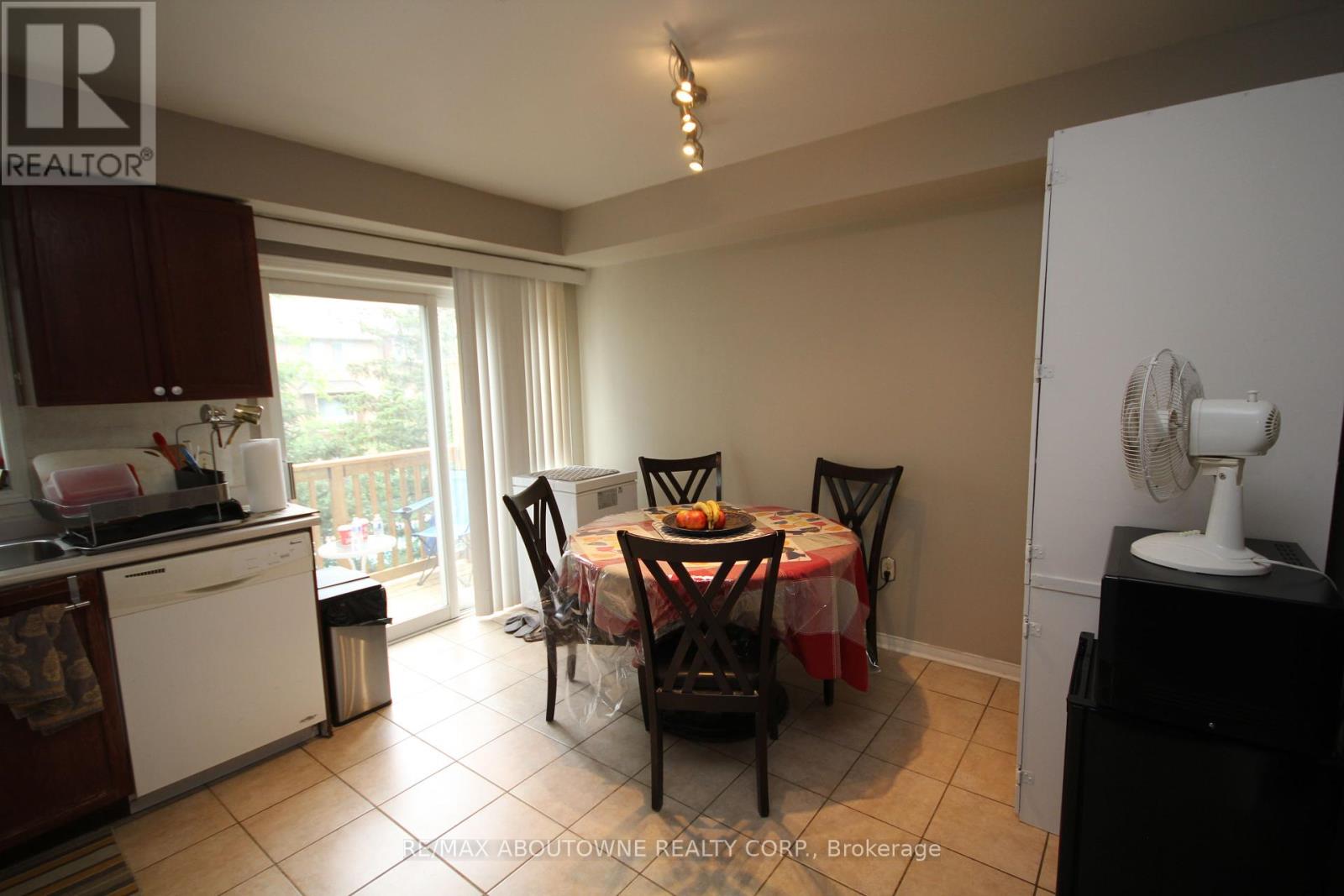 Property at 9 - 50 STRATHAVEN DRIVE image 3