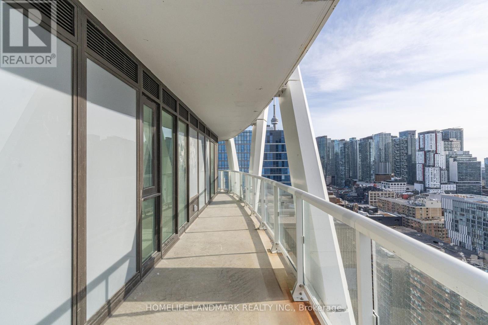 2018 - 230 Simcoe Street, Toronto, Ontario  M5T 3B9 - Photo 18 - C12009457