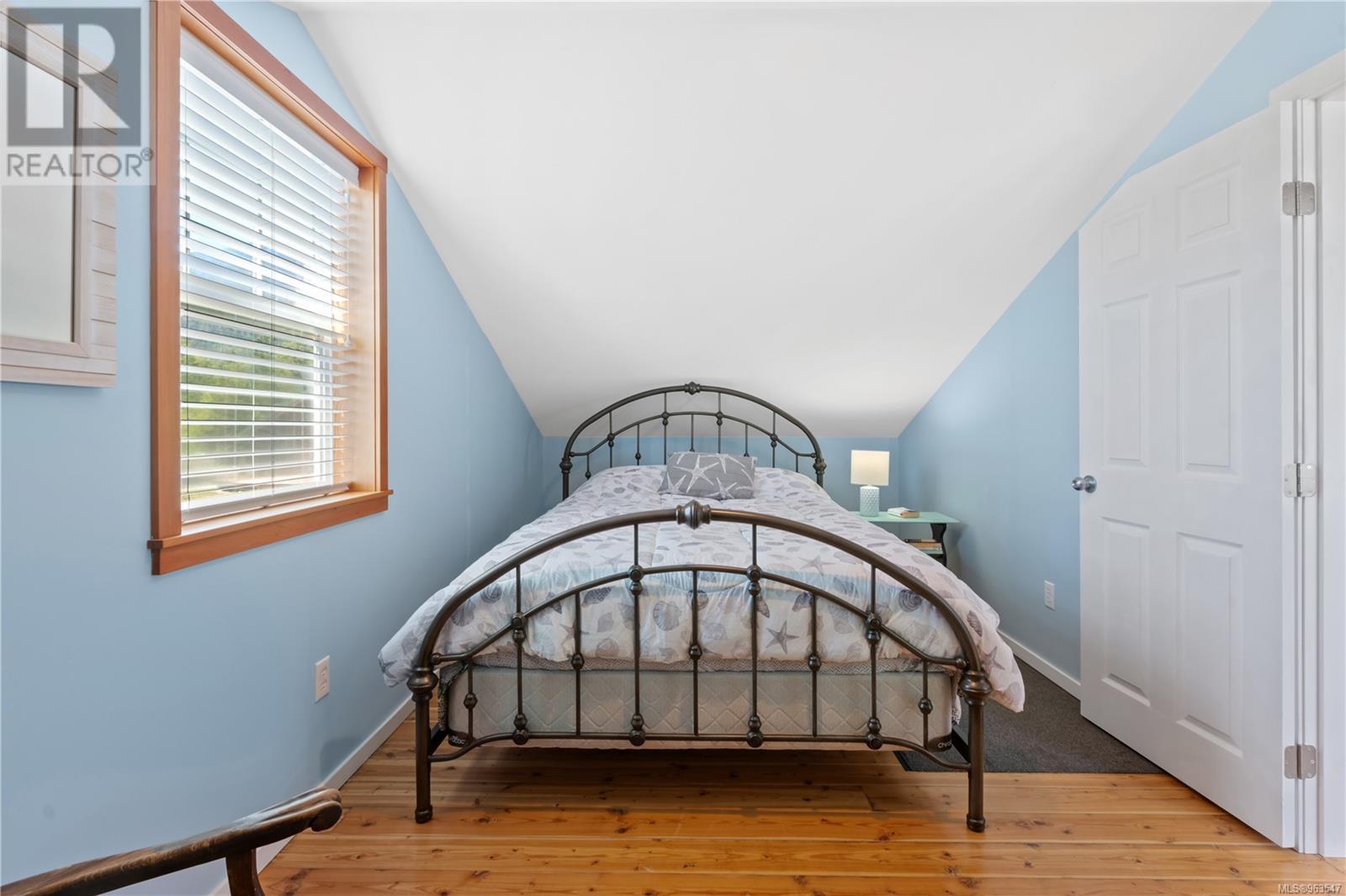 1129 Fifth Ave, Ucluelet, British Columbia  V0R 3A0 - Photo 17 - 963547