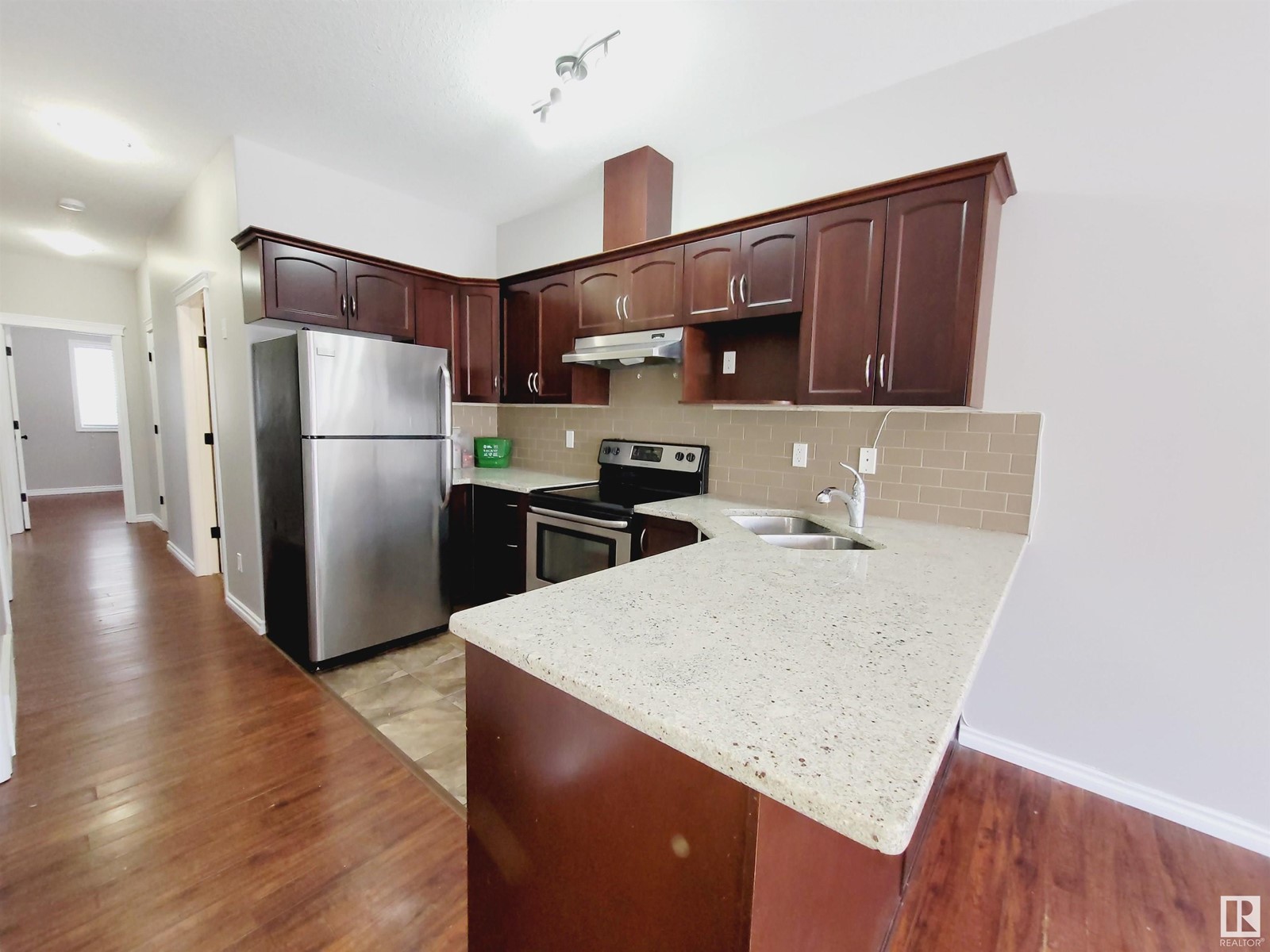 Property at 10220 150 ST NW image 4