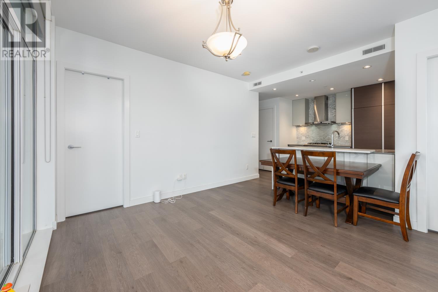 3202 4670 Assembly Way, Burnaby, British Columbia  V5H 0H3 - Photo 4 - R2974695