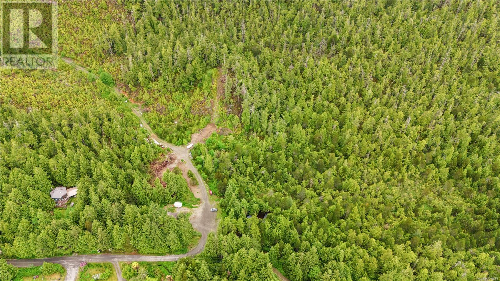 15 Sutton Rd, Ucluelet, British Columbia  V0R 3A0 - Photo 3 - 967520