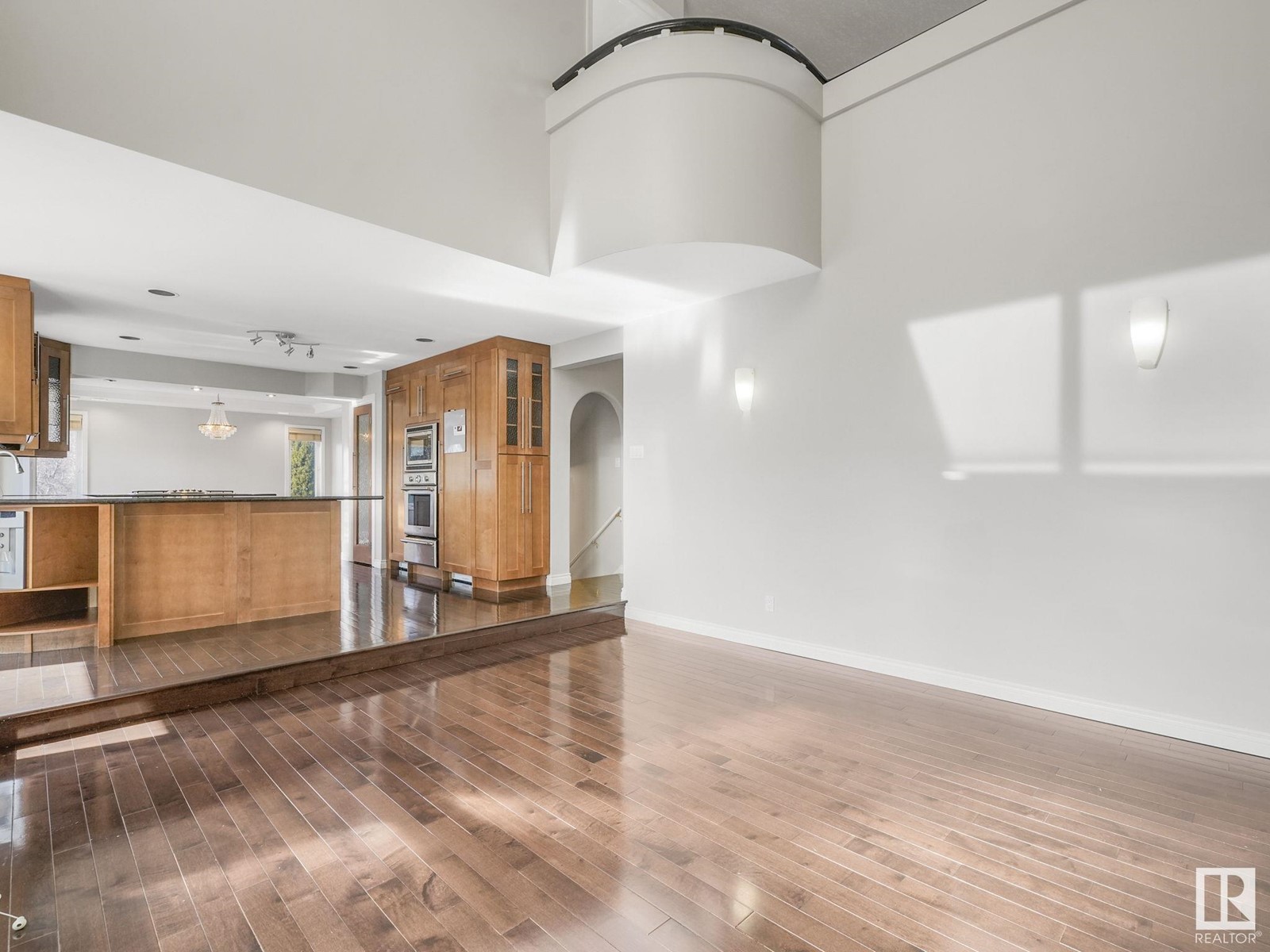 Property at 439 TWIN BROOKS CR NW image 4