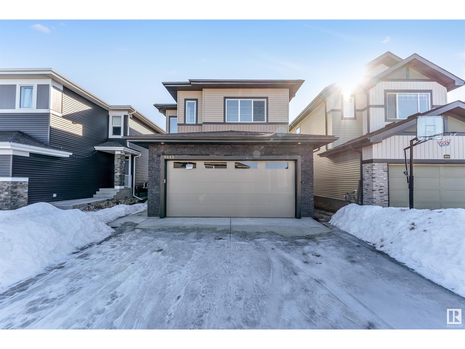 Property at 9443 Pear Cr SW image 1