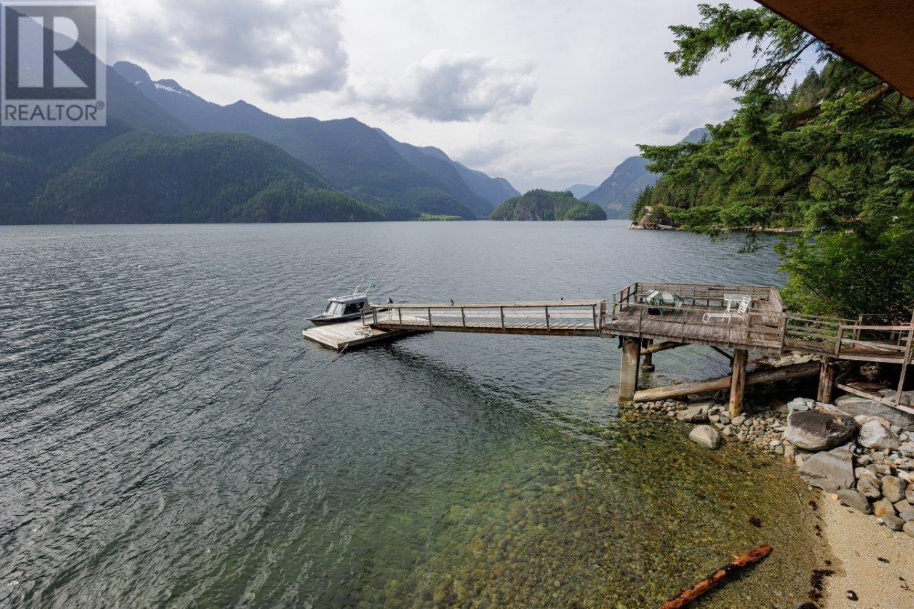 11 Johnson Bay, North Vancouver, British Columbia  V0V 0V0 - Photo 31 - R2973789