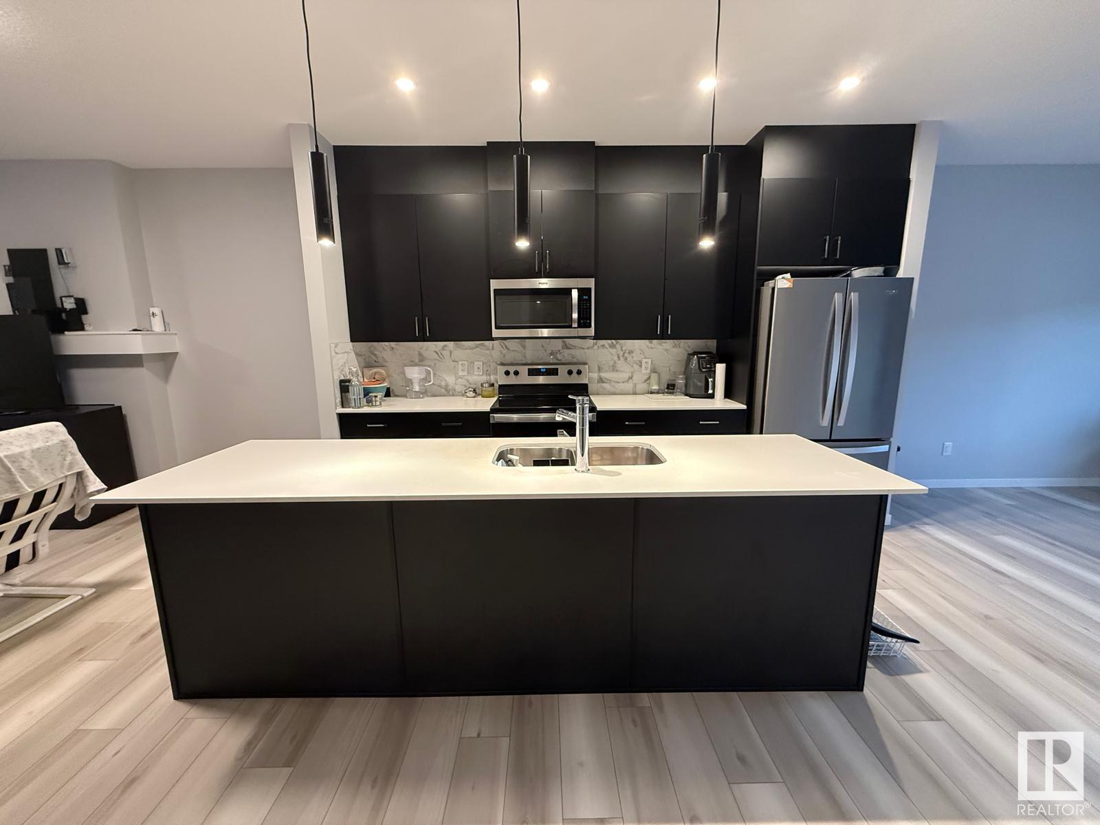 1312 22 St Nw Nw, Edmonton, Alberta  T6T 2R6 - Photo 4 - E4423923