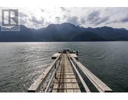 11 JOHNSON BAY, North Vancouver, British Columbia