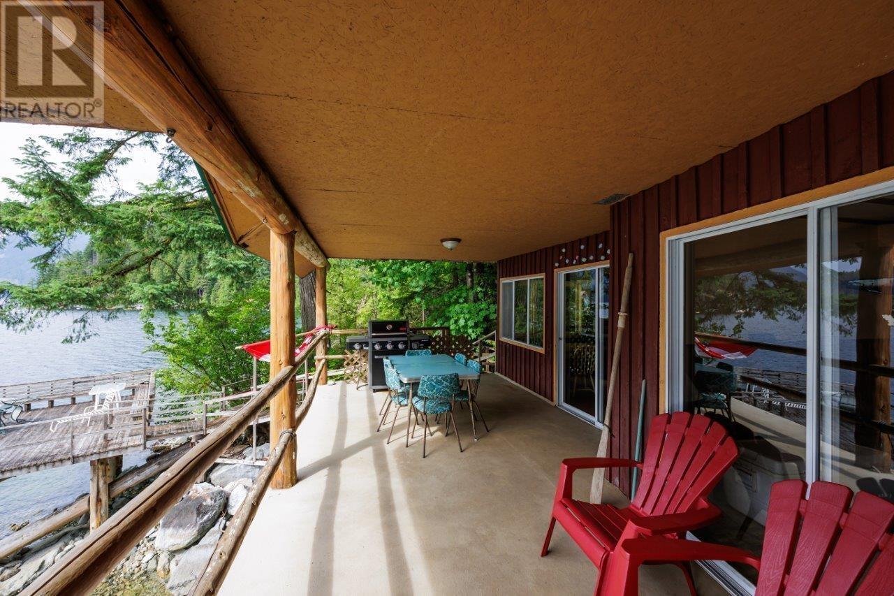 11 Johnson Bay, North Vancouver, British Columbia  V0V 0V0 - Photo 20 - R2973789