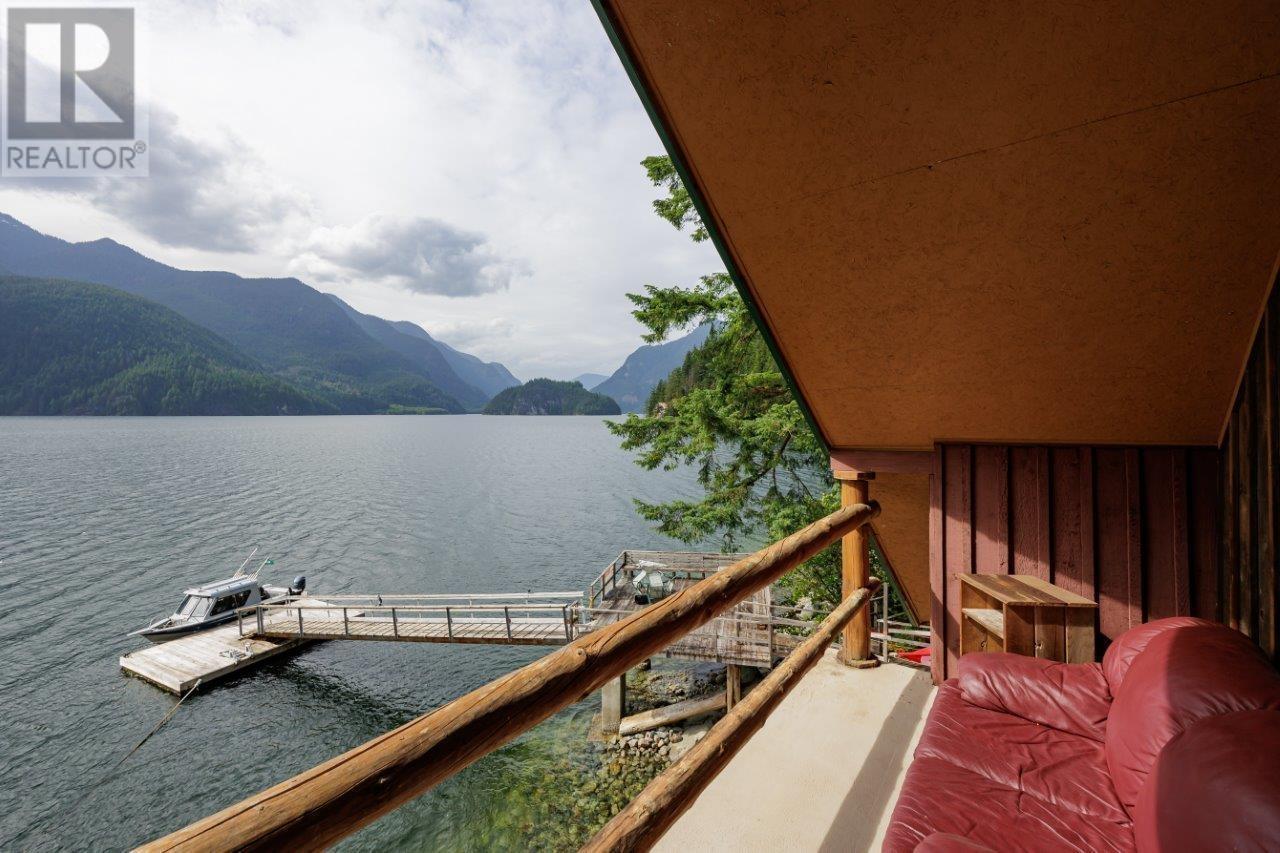 11 Johnson Bay, North Vancouver, British Columbia  V0V 0V0 - Photo 19 - R2973789