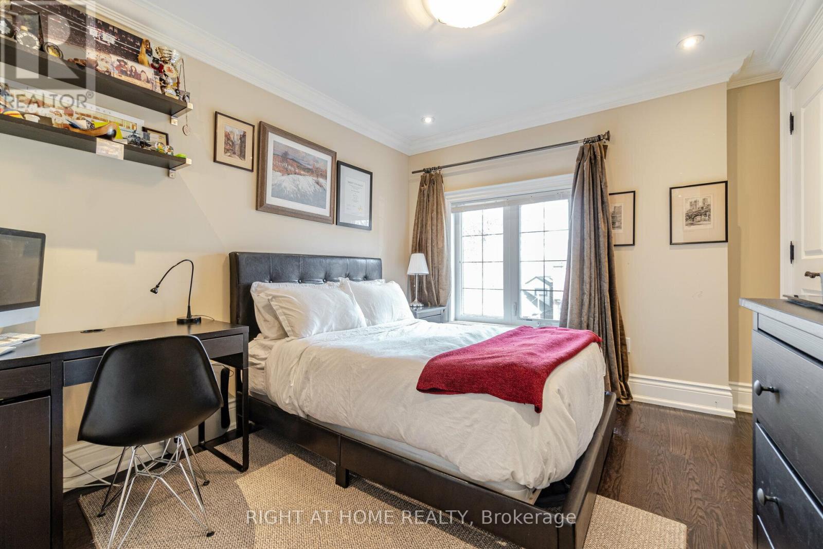 12 Walder Avenue, Toronto, Ontario  M4P 2R5 - Photo 24 - C12009507