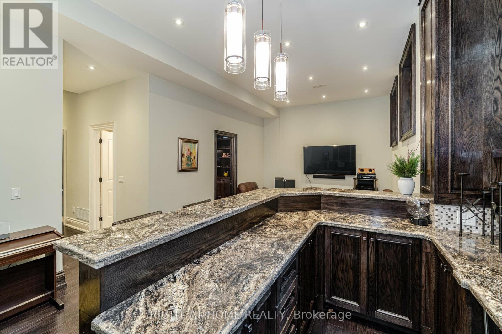 12 Walder Avenue, Toronto, Ontario  M4P 2R5 - Photo 29 - C12009507