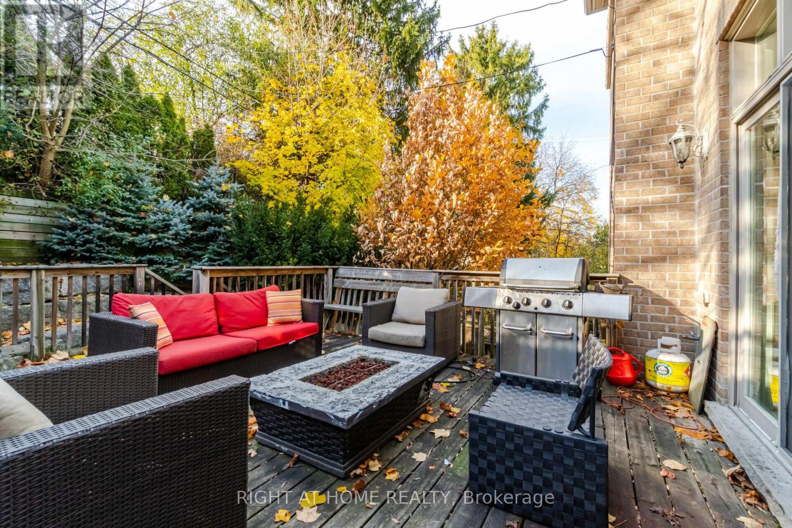 12 Walder Avenue, Toronto, Ontario  M4P 2R5 - Photo 32 - C12009507