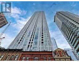 12 - 1 YORKVILLE AVENUE, Toronto, Ontario