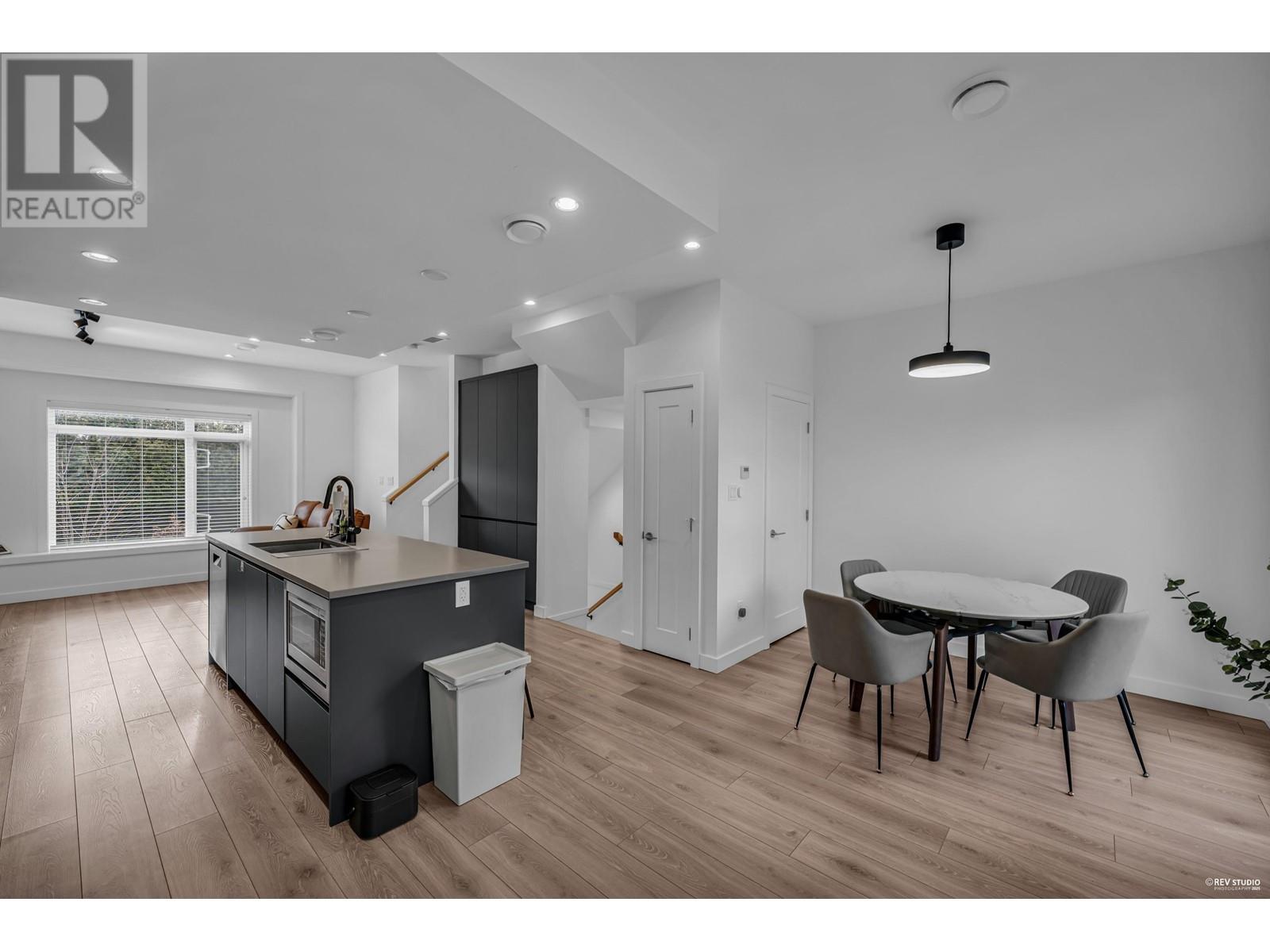Listing Picture 4 of 24 : 3 5651 STEVESTON HIGHWAY, Richmond / 烈治文 - 魯藝地產 Yvonne Lu Group - MLS Medallion Club Member
