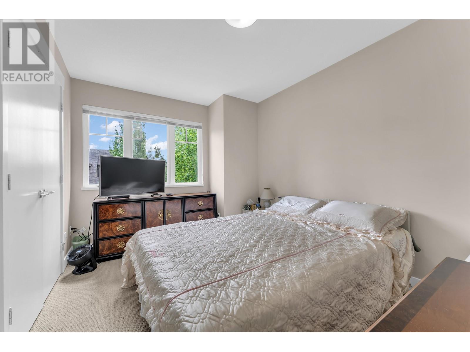 Listing Picture 16 of 23 : 53 6188 BIRCH STREET, Richmond / 烈治文 - 魯藝地產 Yvonne Lu Group - MLS Medallion Club Member