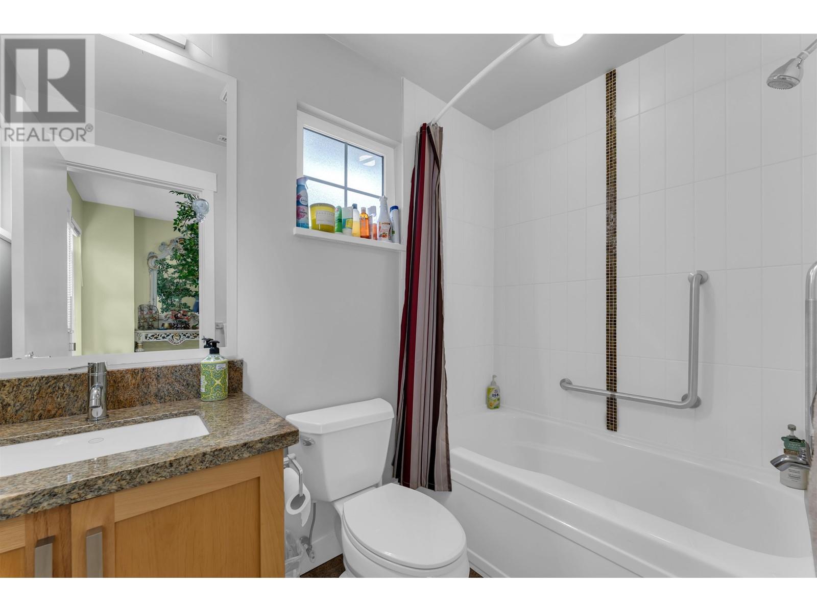 Listing Picture 15 of 23 : 53 6188 BIRCH STREET, Richmond / 烈治文 - 魯藝地產 Yvonne Lu Group - MLS Medallion Club Member