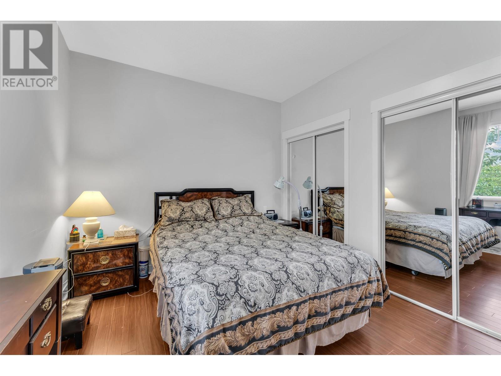 Listing Picture 12 of 23 : 53 6188 BIRCH STREET, Richmond / 烈治文 - 魯藝地產 Yvonne Lu Group - MLS Medallion Club Member