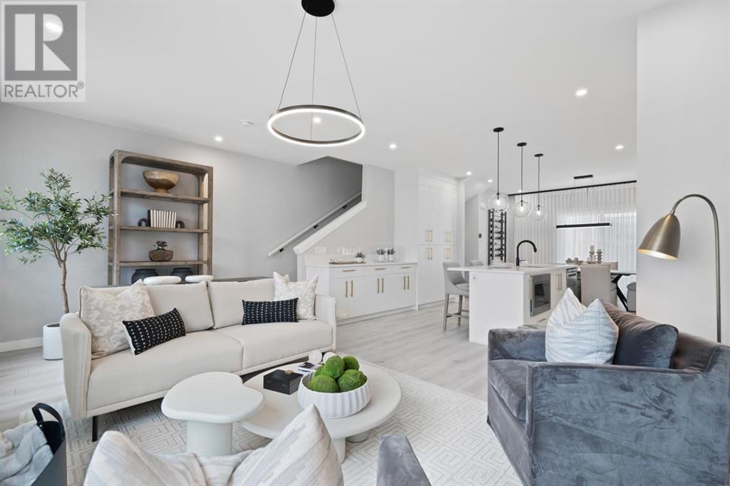 Property at 826 81 Street SW image 5
