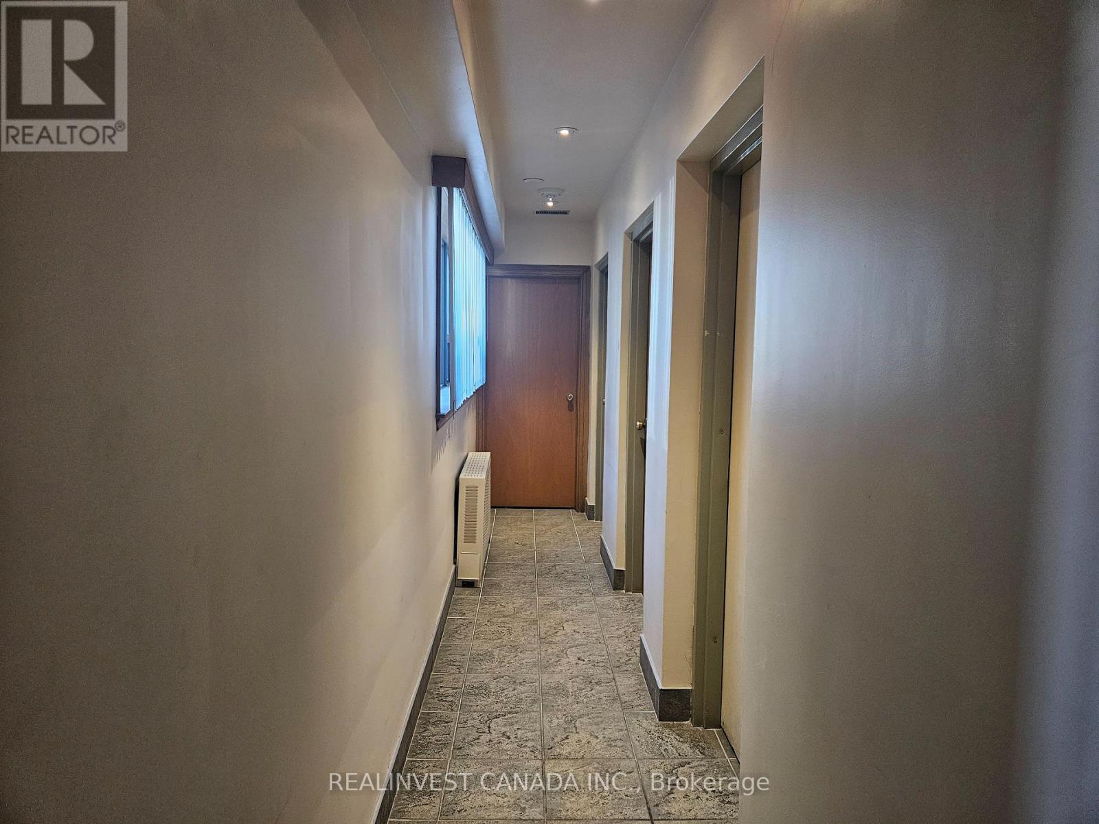 795 Wilson Avenue, Toronto, Ontario  M3K 1E4 - Photo 15 - W12009611