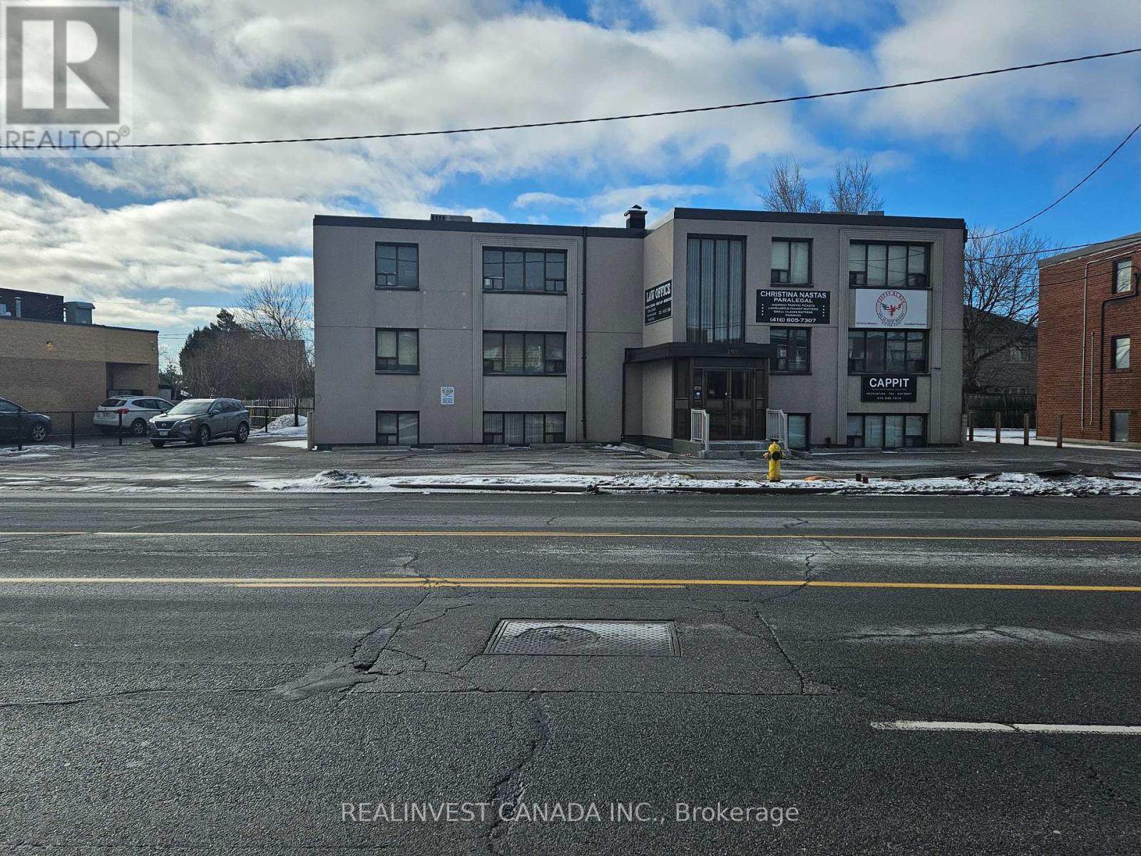 795 Wilson Avenue, Toronto, Ontario  M3K 1E4 - Photo 2 - W12009611