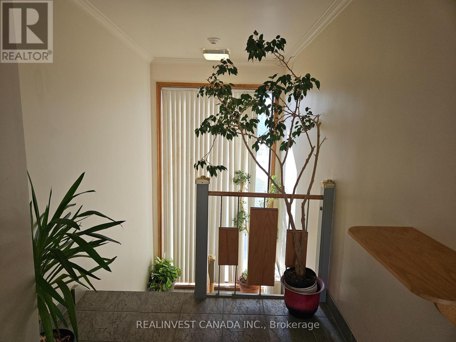795 Wilson Avenue, Toronto, Ontario  M3K 1E4 - Photo 29 - W12009611