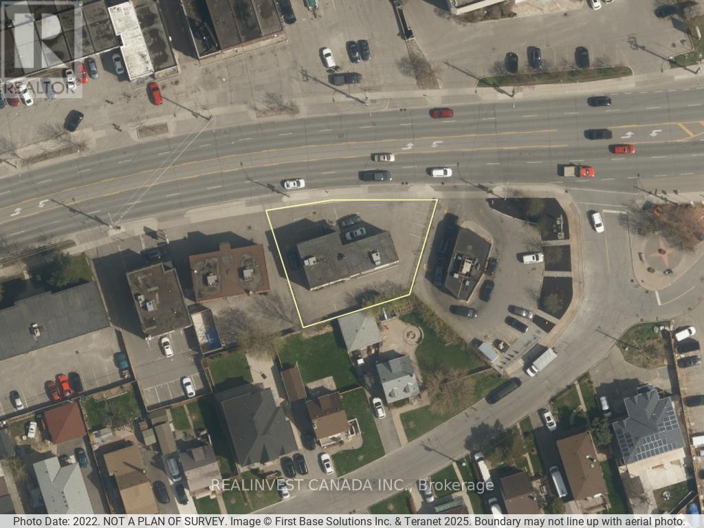 795 Wilson Avenue, Toronto, Ontario  M3K 1E4 - Photo 30 - W12009611